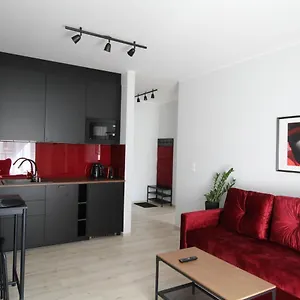 New Mona Red , Warszawa Polska